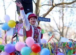 Rosenmontag In Jena Farbe Und Frohsinn Erlebte Winzerla 30